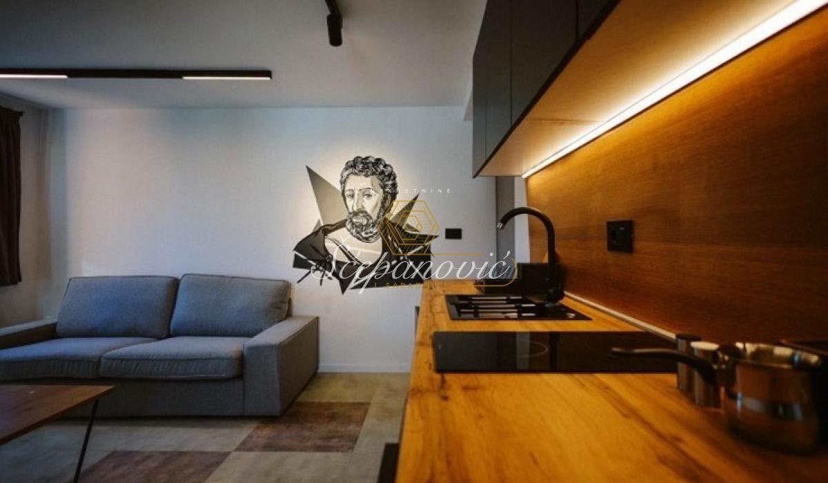 prodaja-kuca-beograd-OU3CKGyKe1 Lokal na prodaju, Golija, Zlatibor, 684m², 1.200.000 €