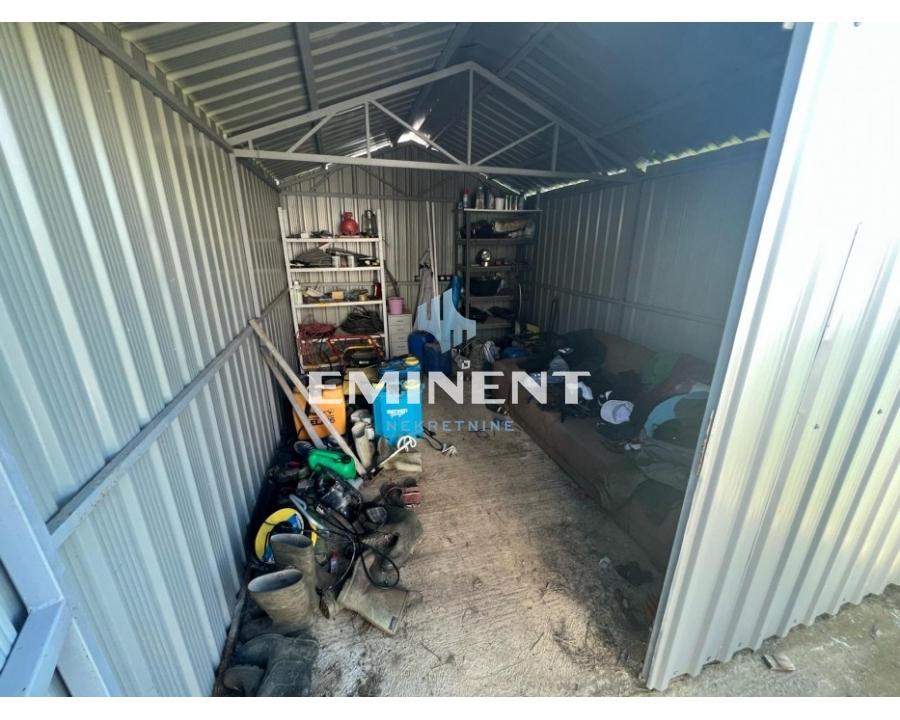 prodaja-kuca-beograd-YWdKTnkvdH Plac na prodaju, Sibnica, Beograd, 17000m², 185.000 €