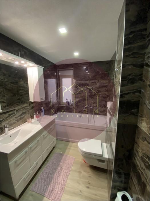 prodaja-lokala-7D6UO4bEUG Trosoban stan na prodaju, Centar, Vrnjačka Banja, 133m², 190.000 €