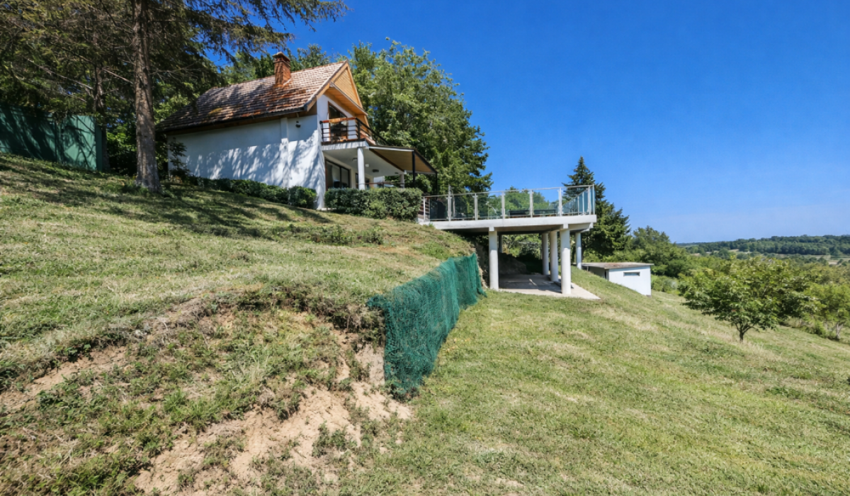 Kuća Prodaja Novi Sad  76 m2
