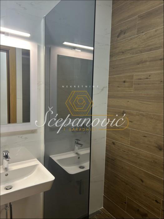 prodaja-lokala-qiSSjwejna Četvorosoban stan za izdavanje, Centar, Novi Sad, 108m², 1.800 €/mes