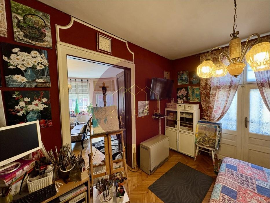 prodaja-nekretnina-0SN2YcQqJ8 Trosoban stan na prodaju, Kalenić Pijaca, Beograd, 96m², 399.000 €