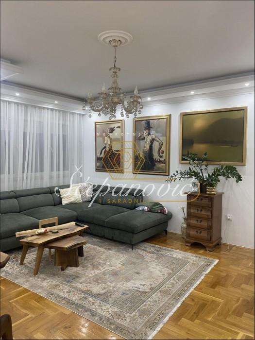 Stan Prodaja Novi Sad  73 m2