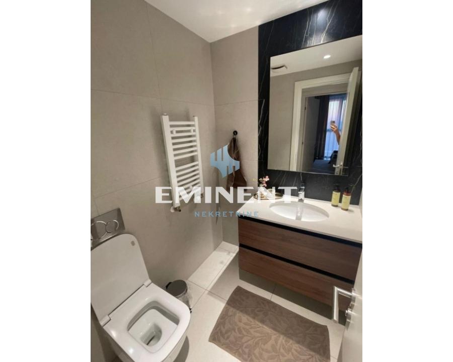 prodaja-stanova-56QL3TF4zx Četvorosoban stan na prodaju, Beograd na Vodi, Beograd, 140m², 1.250.000 €