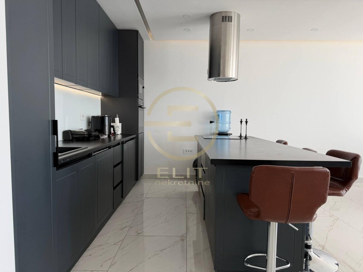 prodaja-stanova-5cwlrK7TnW Kuća na prodaju, Sremska Kamenica, Novi Sad, 173m², 545.000 €