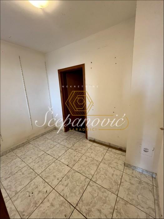 prodaja-stanova-beograd-X0tDAkc2iT Kuća na prodaju, Popovica, Novi Sad, 268m², 499.000 €