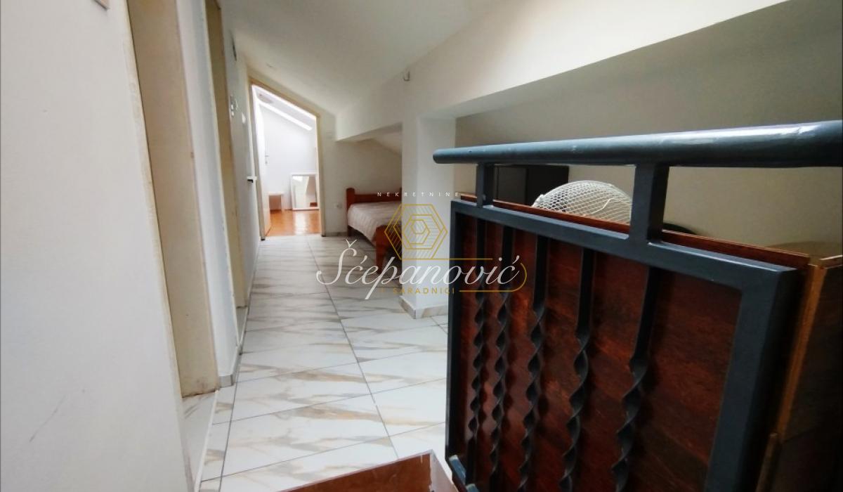 Stan Prodaja Novi Sad  78 m2