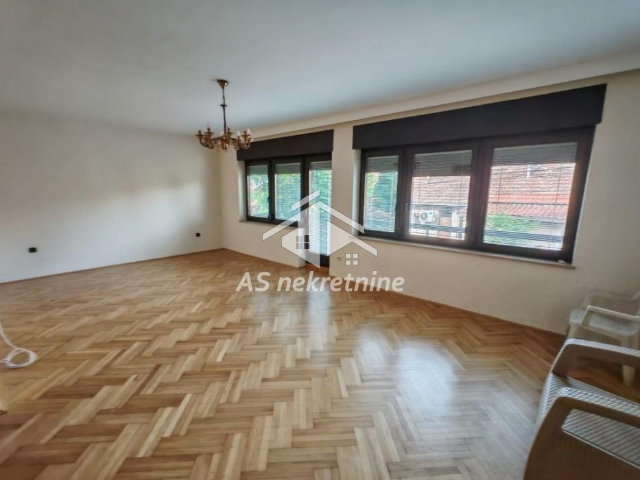 Kuća Izdavanje Beograd Kuća Izdavanje Beograd Bioskop Voždovac 360 m2