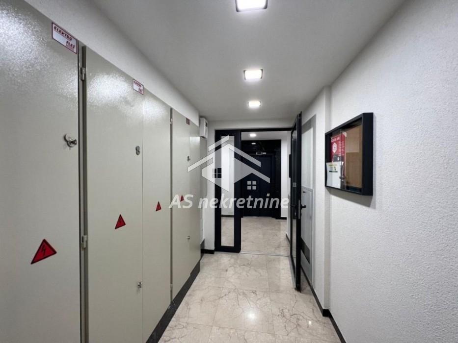 prodaja-stanova-krYbcIYoxU Četvorosoban stan na prodaju, Južni Bulevar, Beograd, 88m², 387.000 €