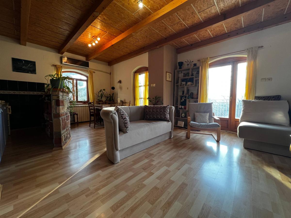 Kuća Prodaja Novi Sad Kuća Prodaja Novi Sad Popovica 139 m2