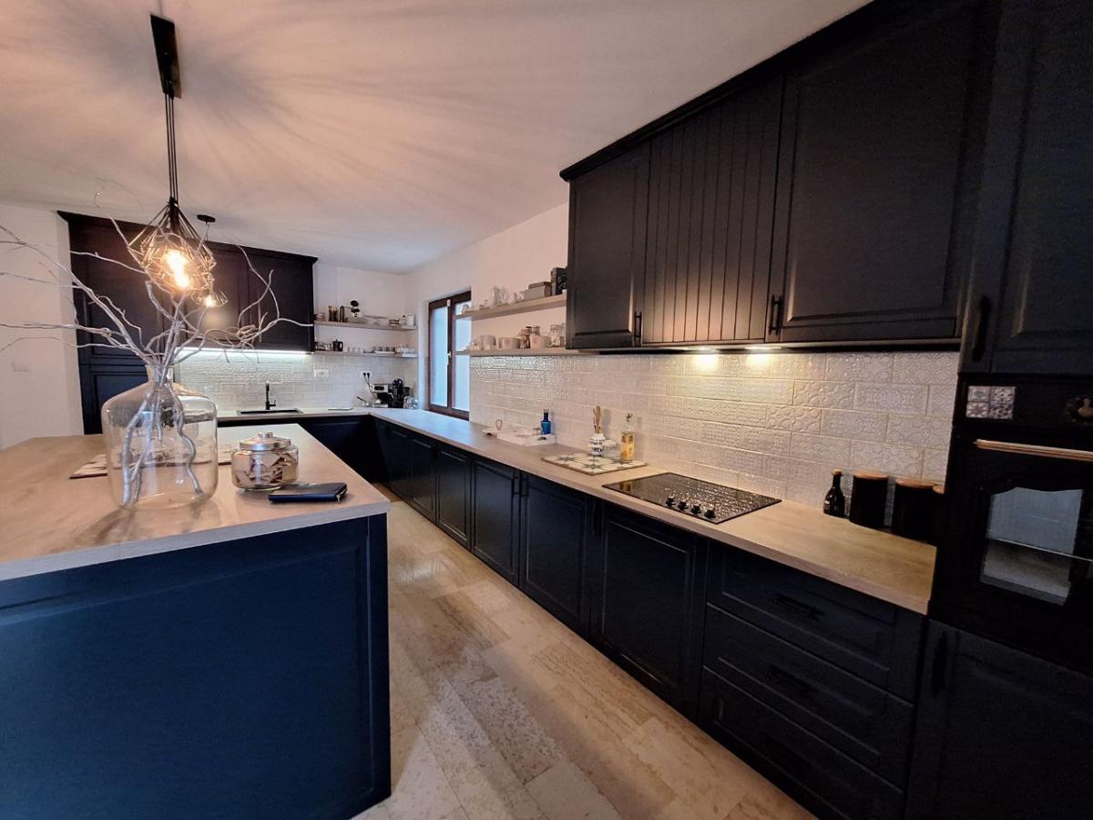 qkogqrv50x-photo-2024-08-19-10-54-07-5- Kuća na prodaju, Centar, Beočin, 254m², 397.000 €