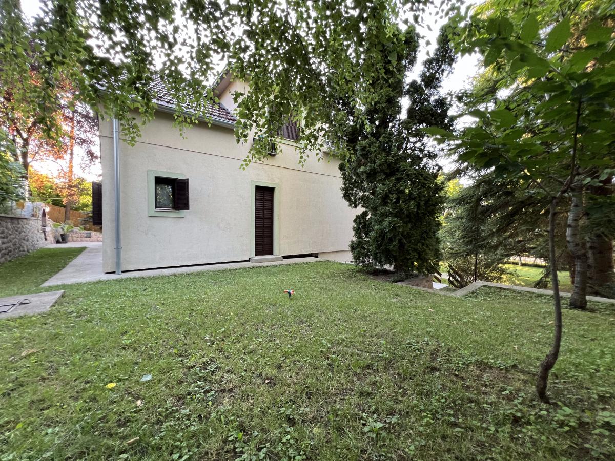 Kuća Prodaja Beočin Kuća Prodaja Beočin 254 m2