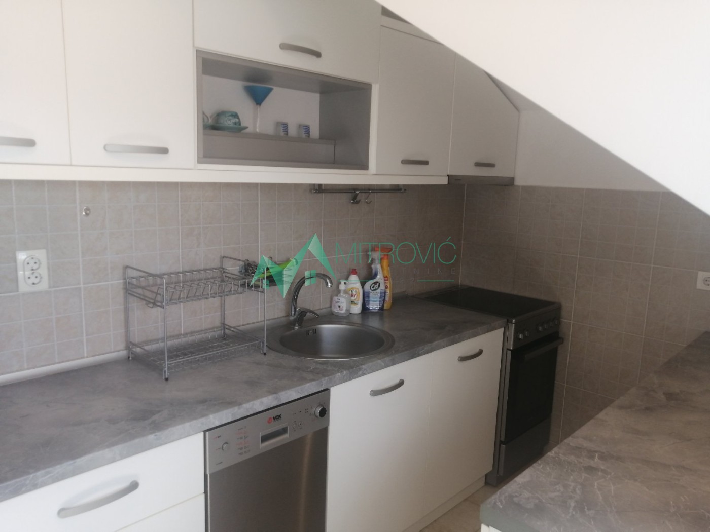 stanovi-1-5-po-novo-naselje-ns-1004666-xsqje Jednoiposoban stan na prodaju, Novo Naselje, Novi Sad, 36m², 99.395 €