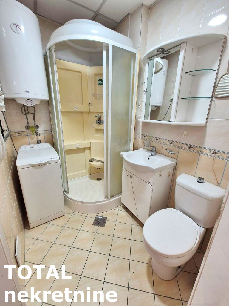 stanovi-2-re-centar-1066236-mgqdn Dvosoban stan na prodaju, Centar, Novi Sad, 49m², 2. sprat, 142.000 €