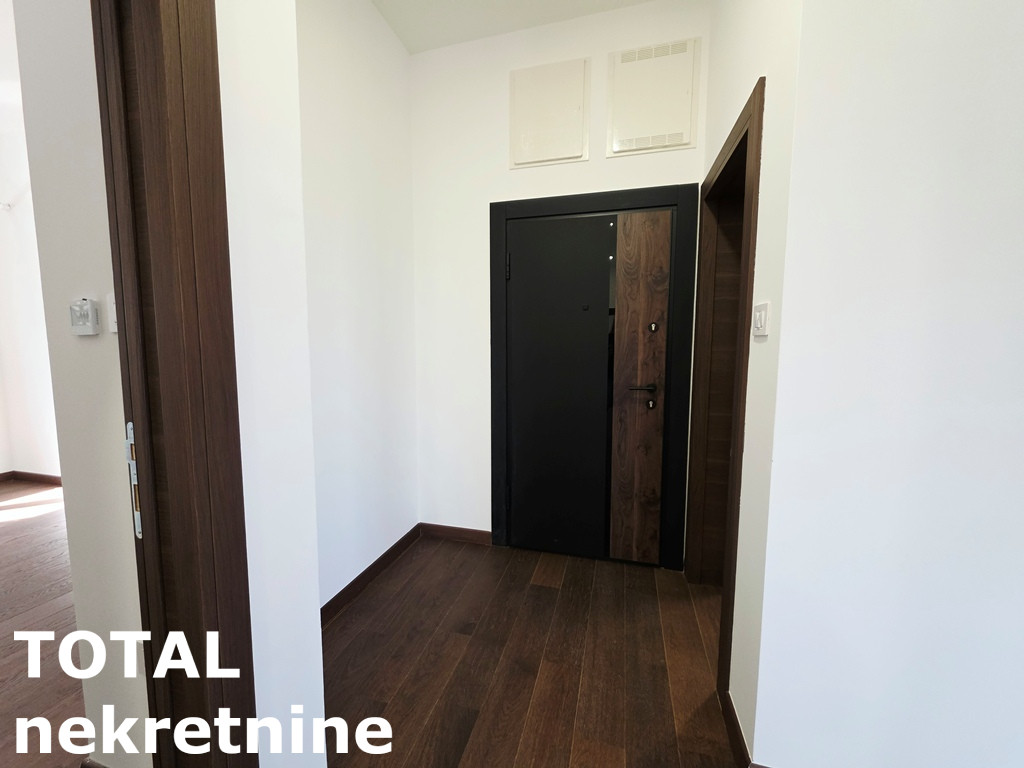 stanovi-4-re-sremska-kamenica-1066258-y1dsb Četvorosoban stan na prodaju, Sremska Kamenica, Novi Sad, 140m², 1. sprat, 357.000 €