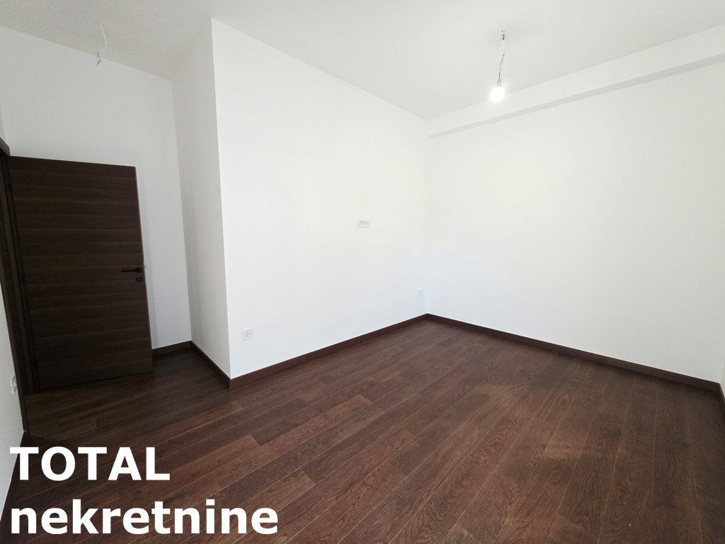 stanovi-4-re-sremska-kamenica-1103105-goznz Četvorosoban stan na prodaju, Sremska Kamenica, Novi Sad, 125m², 1. sprat, 306.250 €