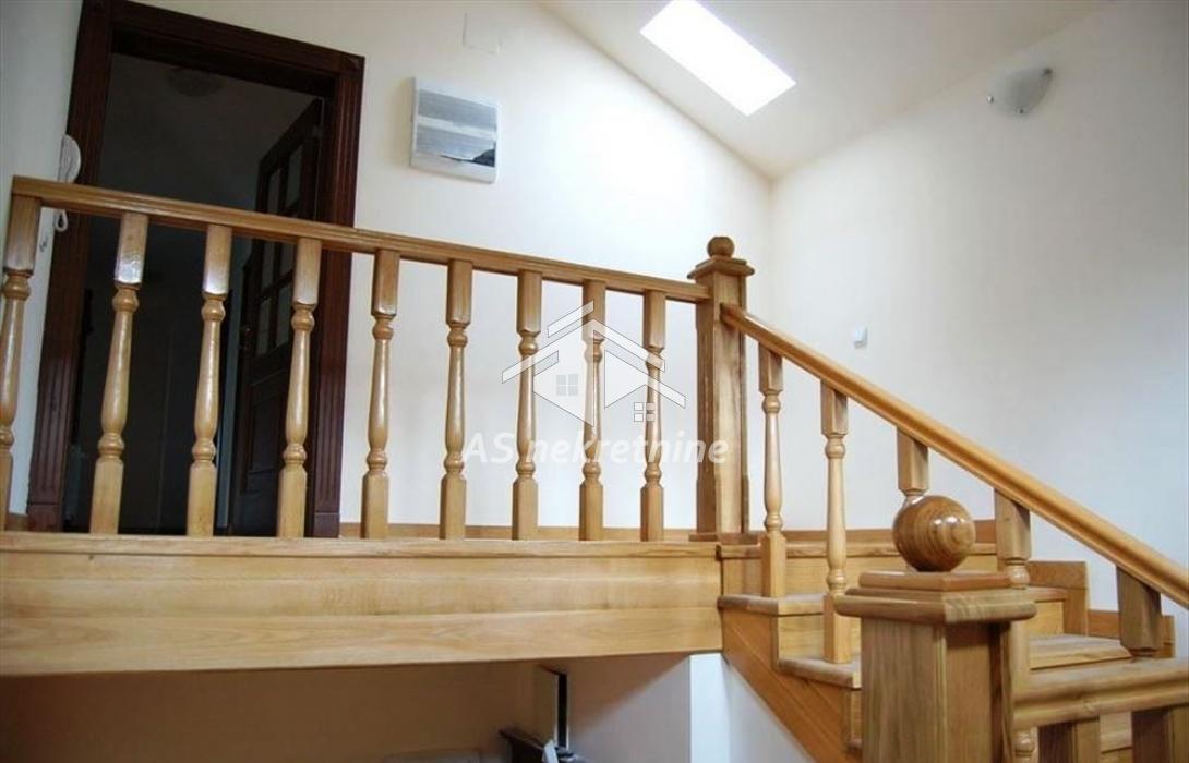 stanovi-izdavanje-RGFSMiEz1M Višesoban stan za izdavanje, Dedinje, Beograd, 250m², 1. sprat, 2.200 €/mes