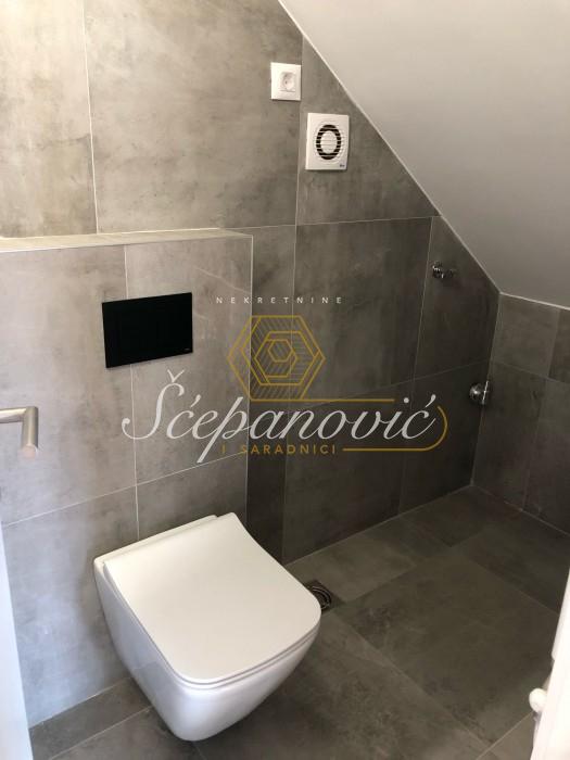 Stan Prodaja Novi Sad  70 m2
