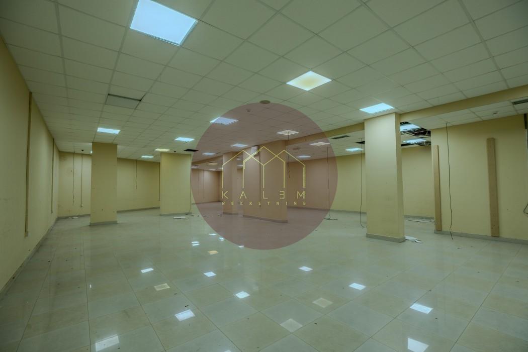 stanovi-izdavanje-beograd-2UlWqGZno4 Lokal na prodaju, Konjarnik, Beograd, 1195m², 1.400.000 €
