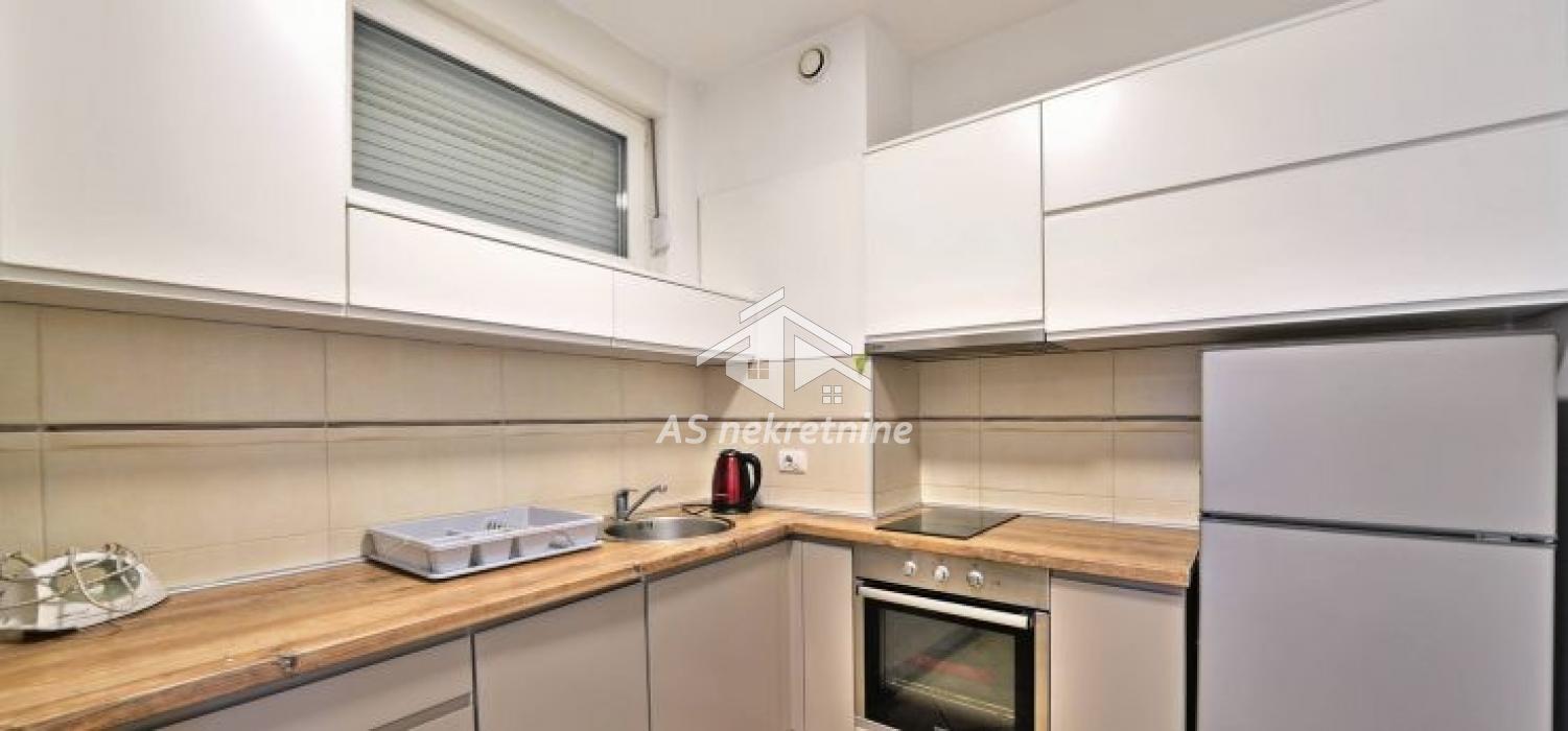 Stan Izdavanje Beograd Terazije 58 m2