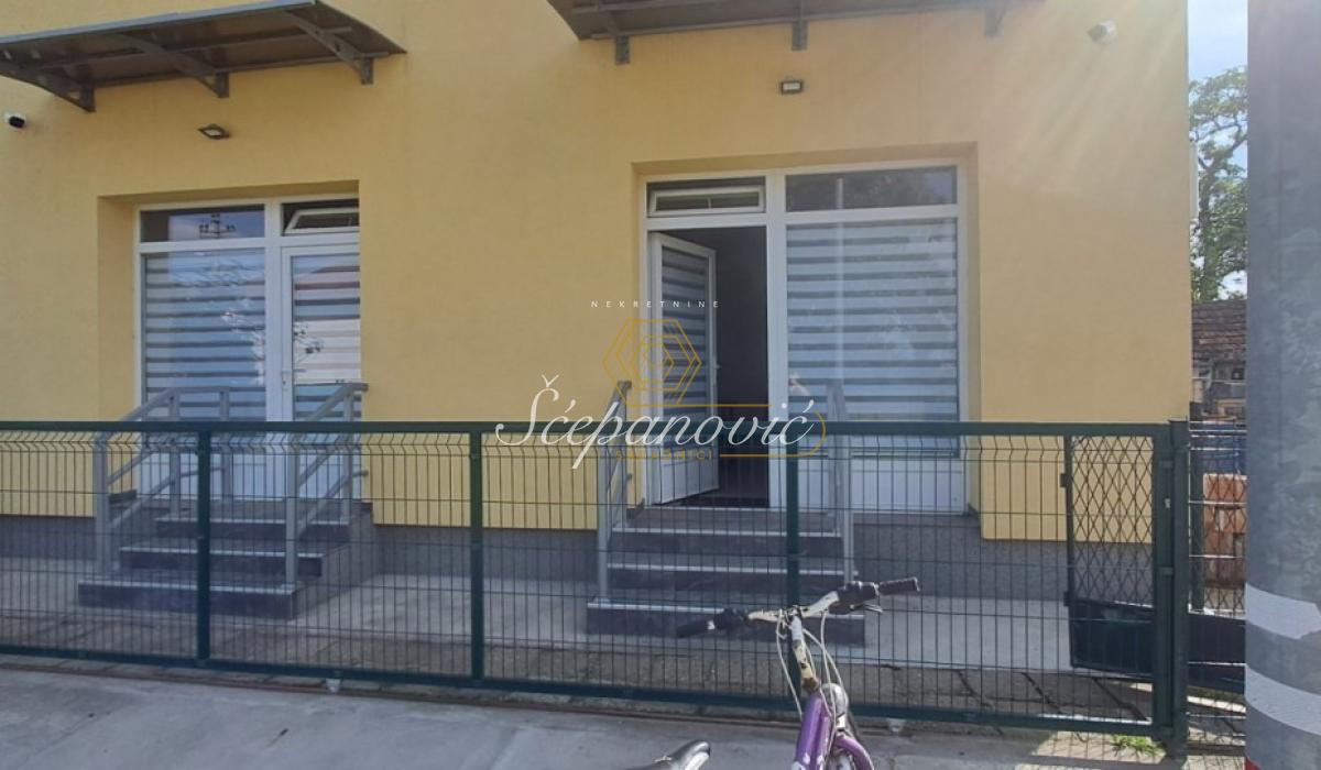 Lokal Izdavanje Novi Sad  139 m2