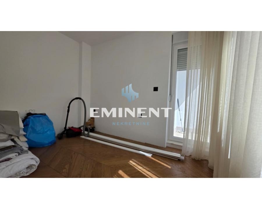 stanovi-prodaja-bFXmBup9Je Trosoban stan na prodaju, Cvetkova Pijaca, Beograd, 116m², 459.000 €