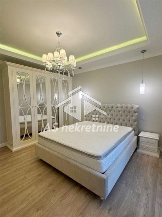Petosoban stan za izdavanje, Senjak, Beograd, 215m², 5.000 €/mes