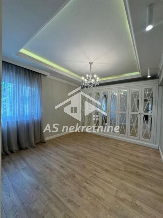 stanovi-prodaja-beograd-tRBK1UkjC6 Stan Izdavanje Beograd Senjak 215 m2