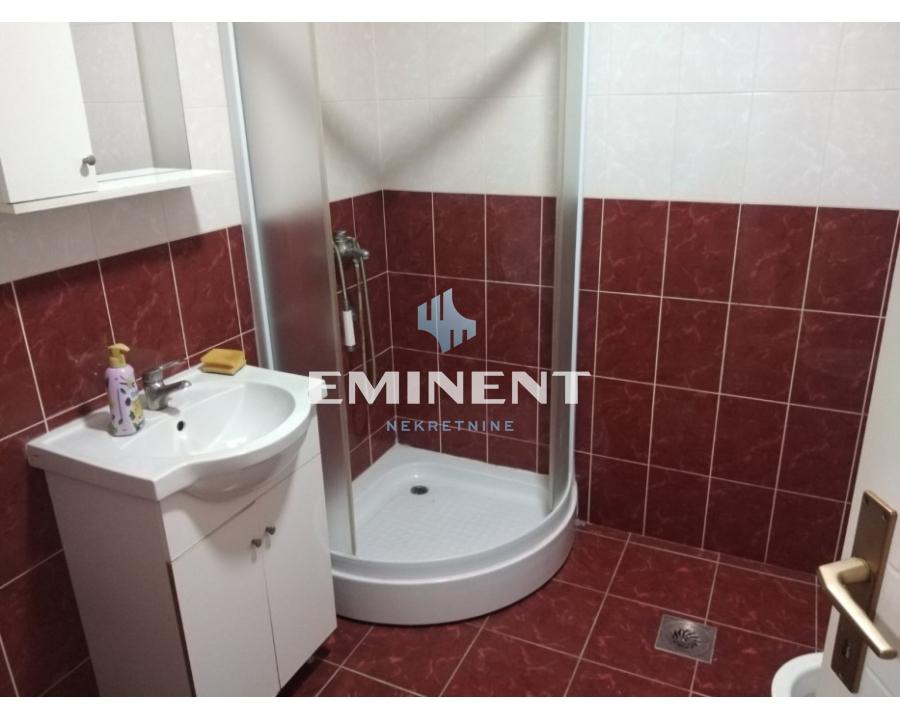 Lokal Izdavanje Beograd Altina 150 m2