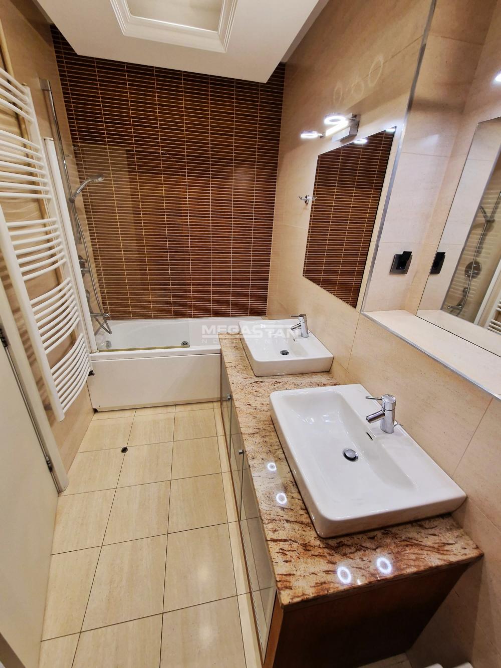 108092501_14_20241216155210 Četvorosoban stan za izdavanje, Dedinje, Beograd, 148m², 2.400 €/mes
