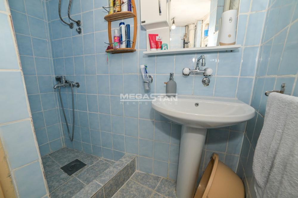 Dvosoban stan na prodaju, Botanička Bašta, Beograd, 40m², 205.000 €