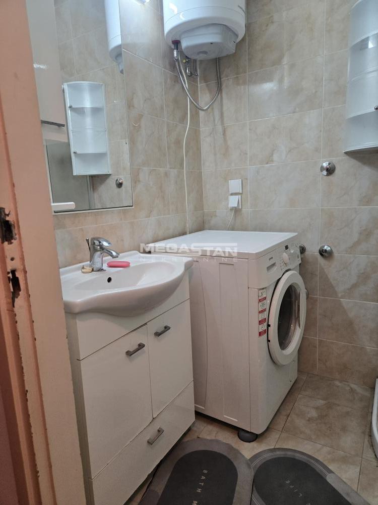 Dvoiposoban stan na prodaju, Kalenić Pijaca, Beograd, 74m², 340.000 €