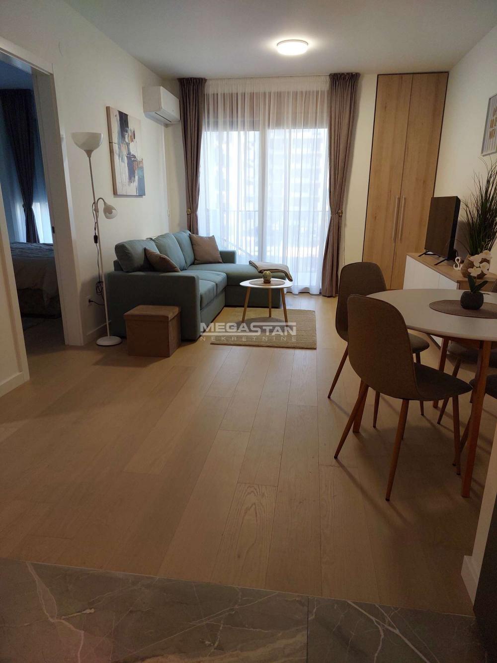 Stan Izdavanje Beograd Blok 64 46 m2