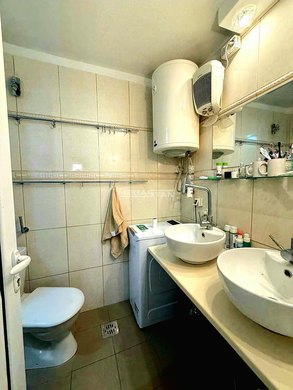 Stan Izdavanje Beograd Denkova Bašta 99 m2