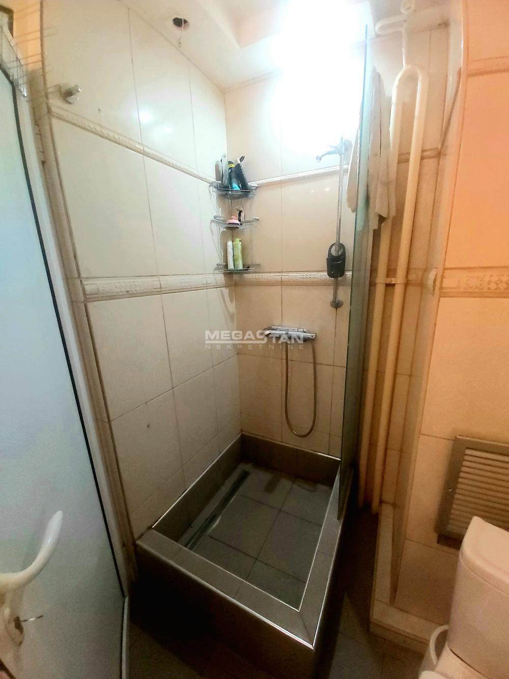Stan Izdavanje Beograd Denkova Bašta 99 m2