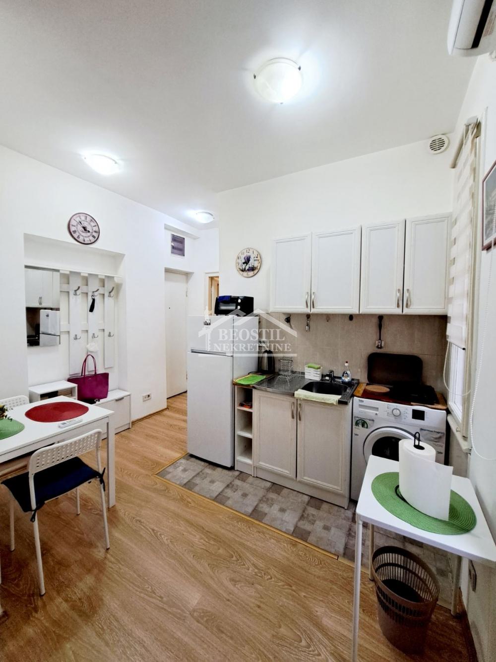 Stan Izdavanje Beograd Stan Izdavanje Beograd Centar (Vračar) 24 m2