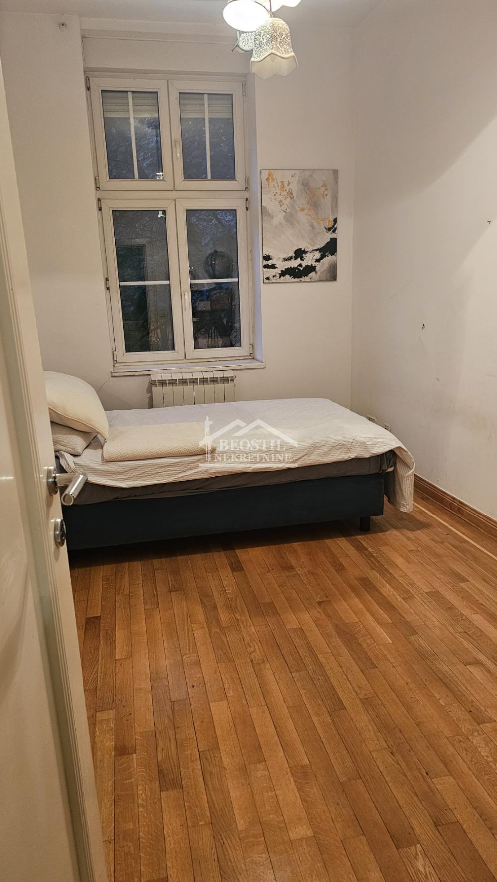 Četvorosoban stan na prodaju, Slavija, Beograd, 190m², 880.000 €