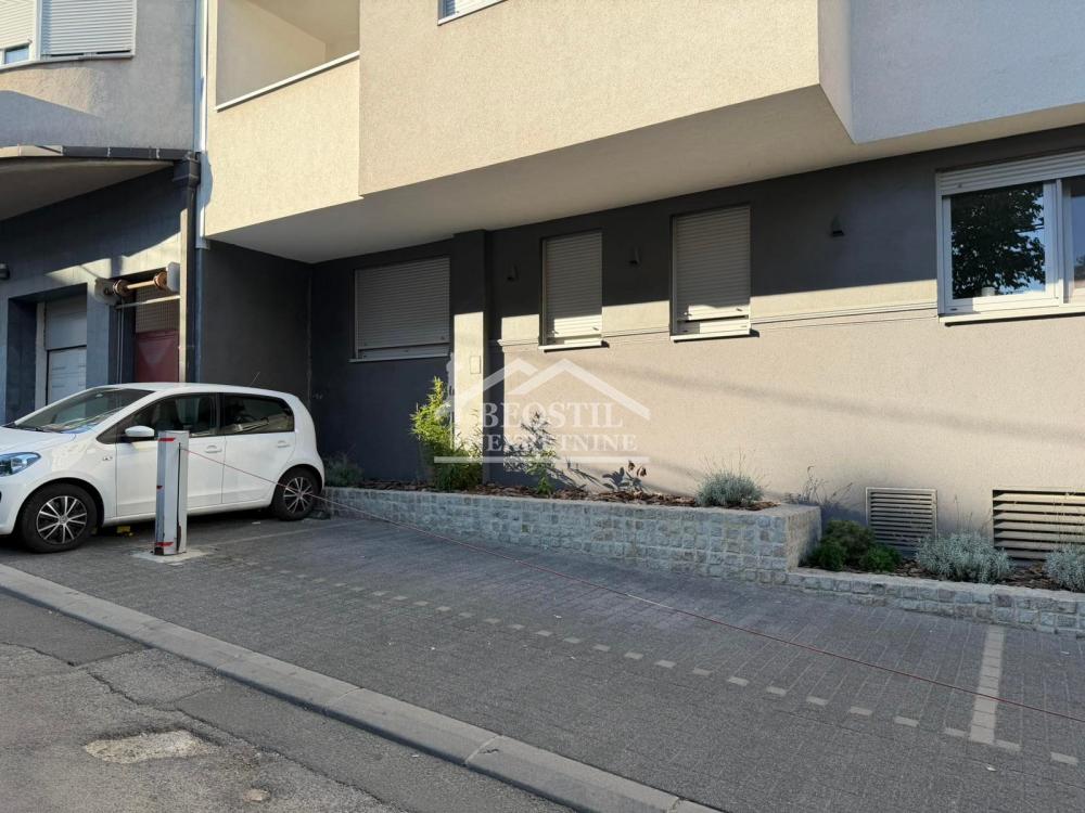Dvoiposoban stan za izdavanje, Cvetkova Pijaca, Beograd, 62m², 950 €/mes