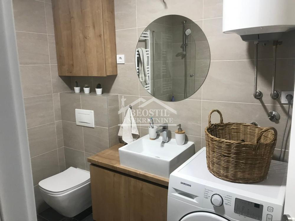 Dvoiposoban stan za izdavanje, Cvetkova Pijaca, Beograd, 62m², 950 €/mes