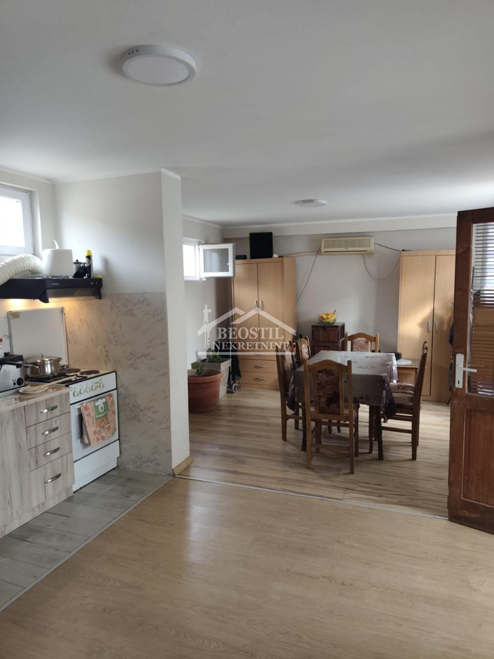 132025954_19_20261012094446 Kuća na prodaju, Centar, Stara Pazova, 189m², 199.000 €