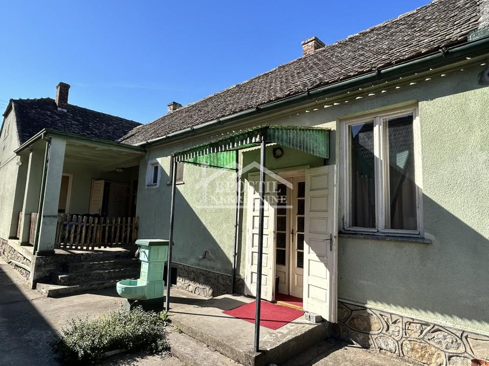 Kuća na prodaju, Centar, Stara Pazova, 214m², 195.000 €