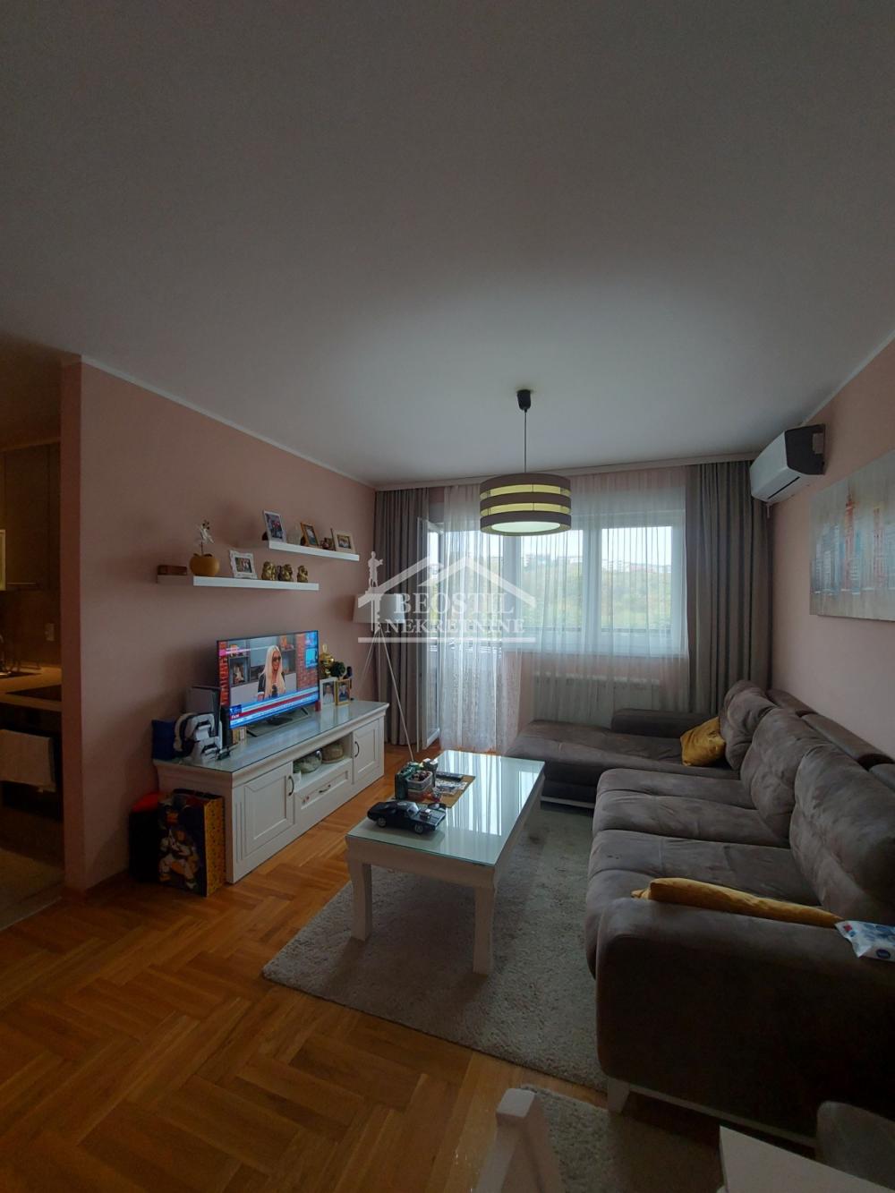 Stan Prodaja Beograd Stan Prodaja Beograd Mirijevo 52 m2