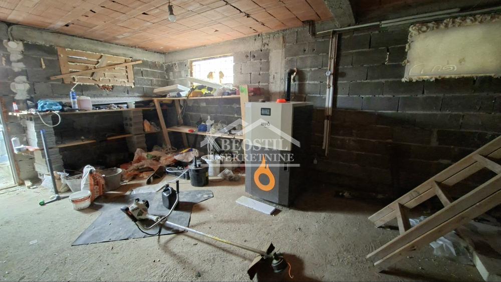 132026014_13_20261019130347 Kuća na prodaju, Veliki Mokri Lug, Beograd, 260m², 245.000 €