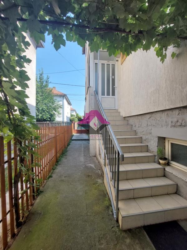 Višesoban stan na prodaju, Novi Grad, Beograd, 92m², 1. sprat, 215.000 €