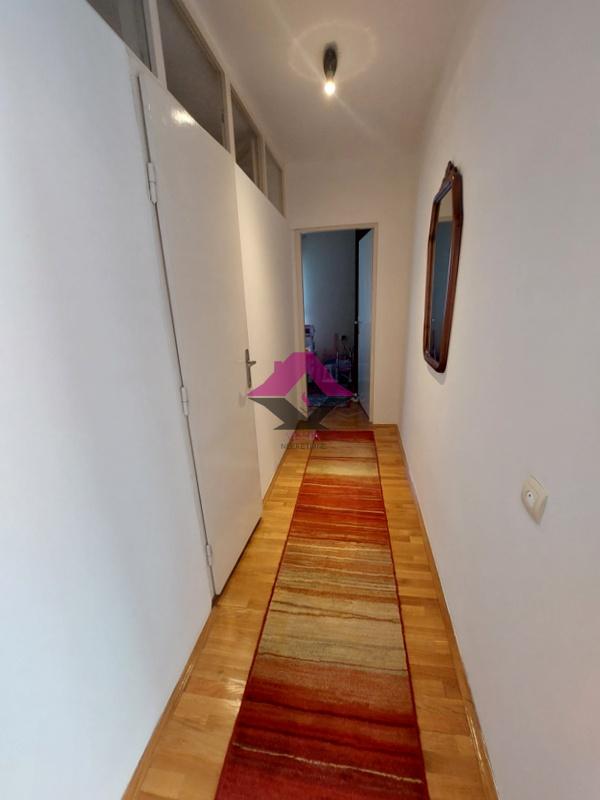Višesoban stan na prodaju, Novi Grad, Beograd, 92m², 1. sprat, 215.000 €