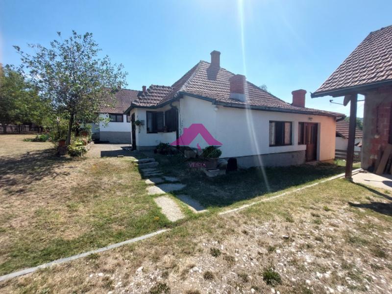 Kuća Prodaja Aranđelovac  583 m2