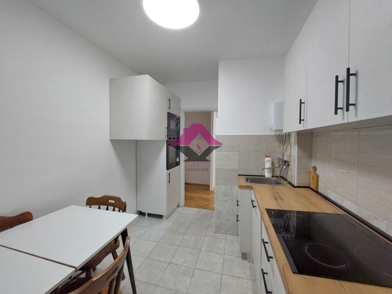 Stan Izdavanje Beograd Poštanska Štedionica 68 m2