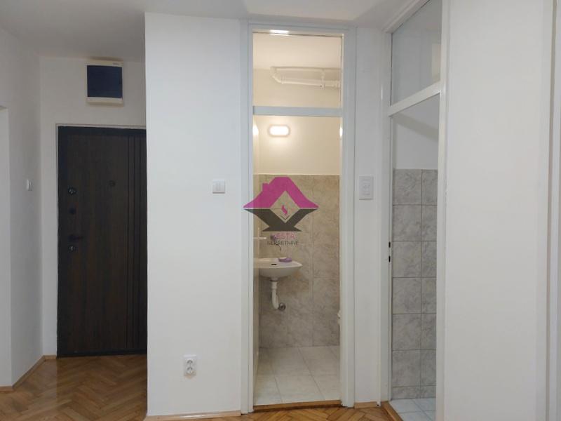 Trosoban stan za izdavanje, Poštanska Štedionica, Beograd, 68m², 1.000 €/mes