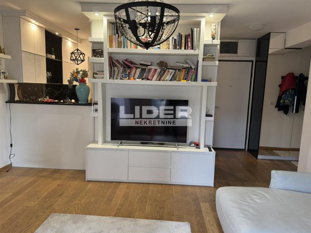 Stan Izdavanje Beograd Crveni Krst 70 m2
