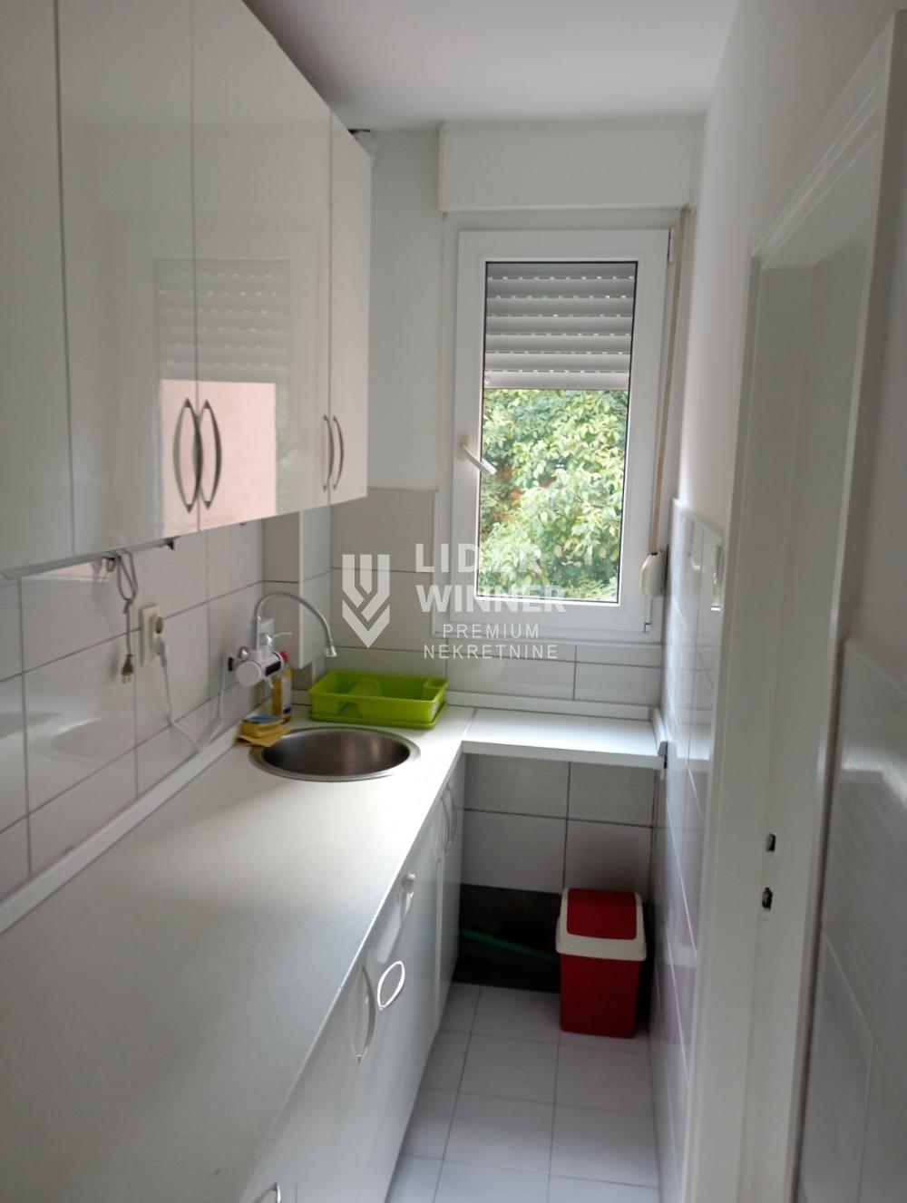 Stan Prodaja Beograd Stan Prodaja Beograd Karaburma 53 m2